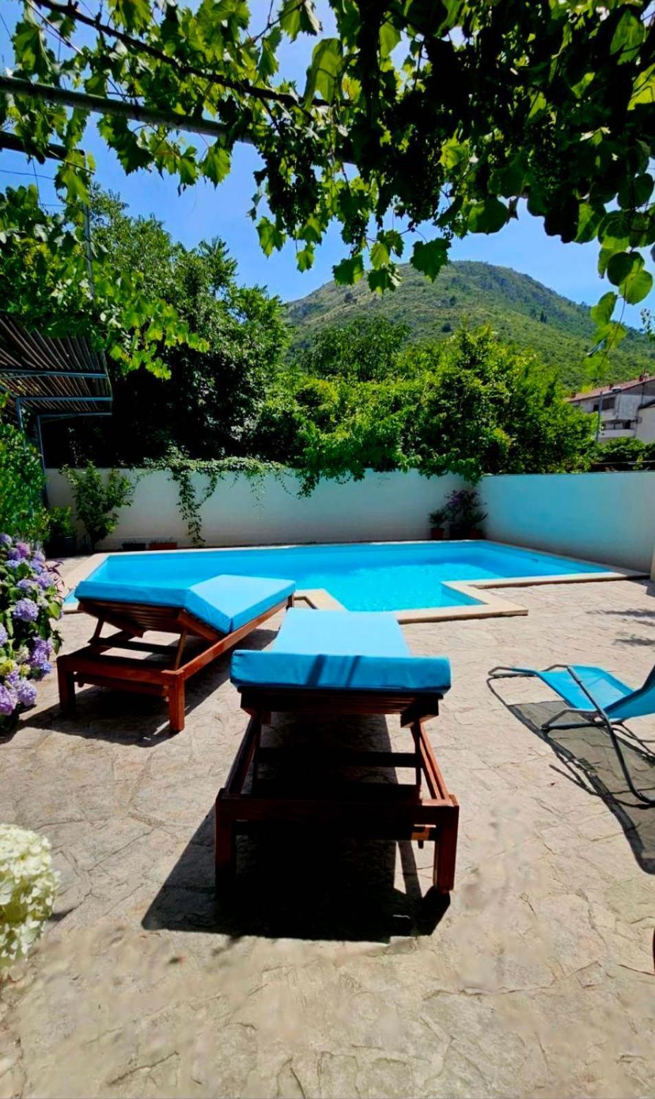 Lovely House With Swimming Pool Mostar Exterior photo